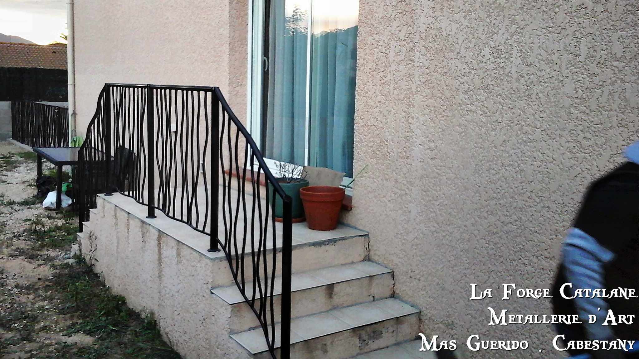 rambarde rampant rampe garde corps barreaux effet tordu fer La Forge Catalane.jpg